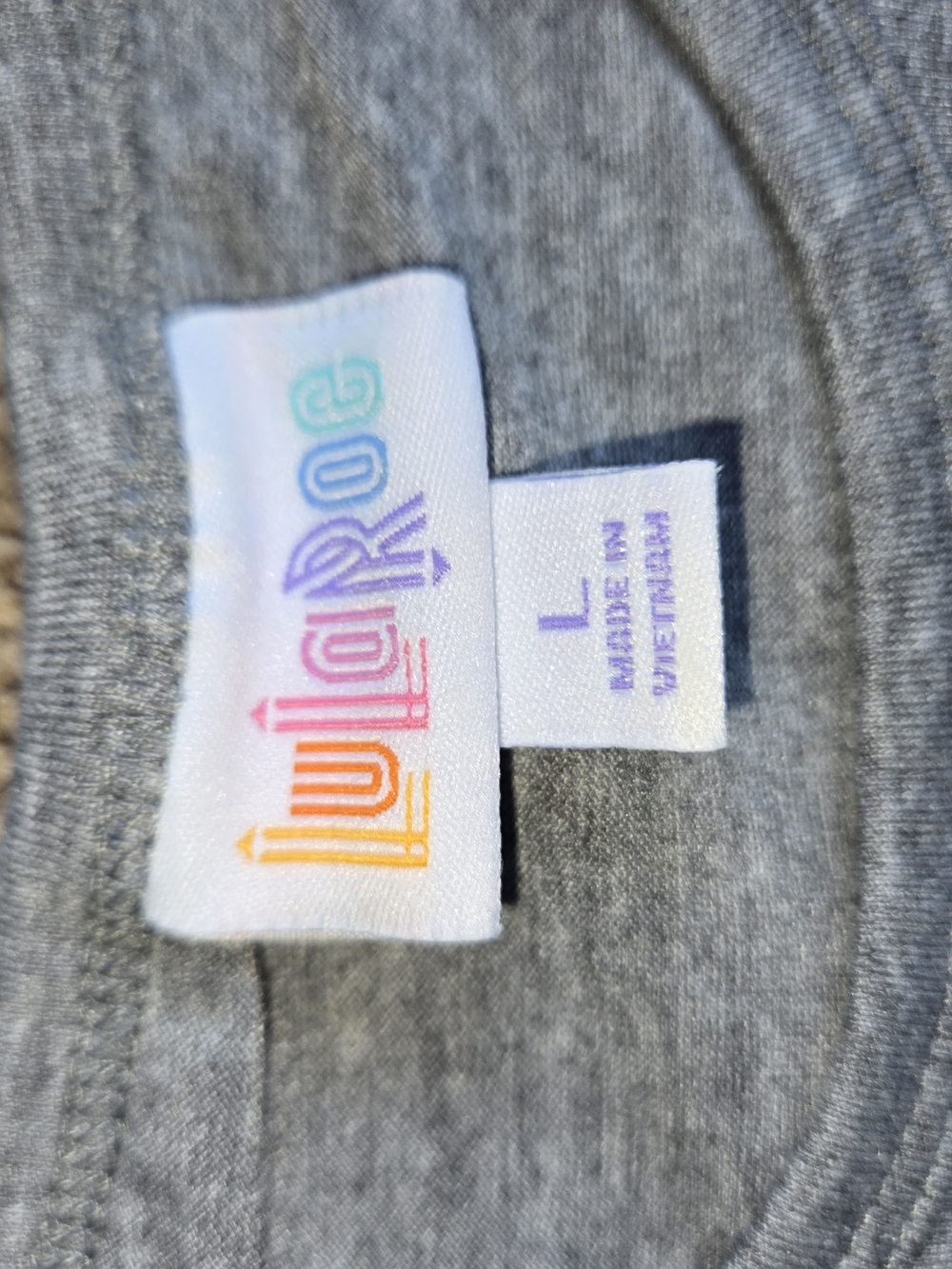 LuLaRoe Disney Minnie Mouse Tee Womens Large Heather Gray Purple Raglan Shirt - Picture 3 of 9